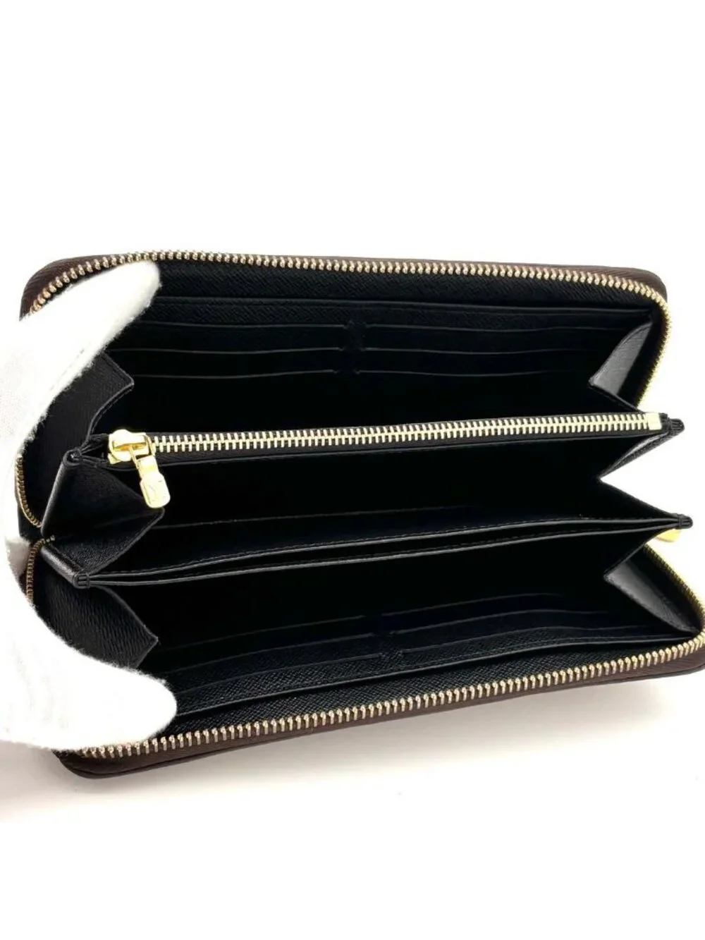 Louis Vuitton Wallet Monogram Giant Zippy with